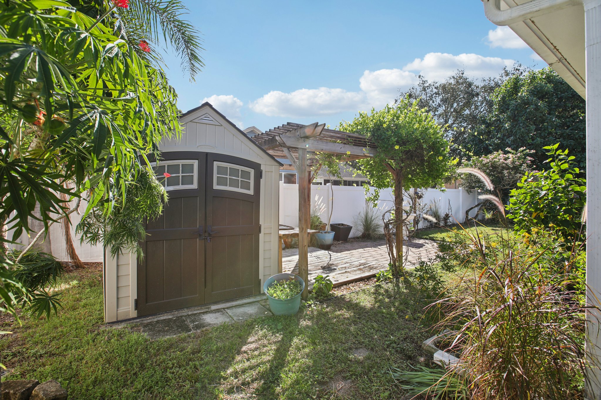 Ridge Shore Dr-S1810-044.jpg