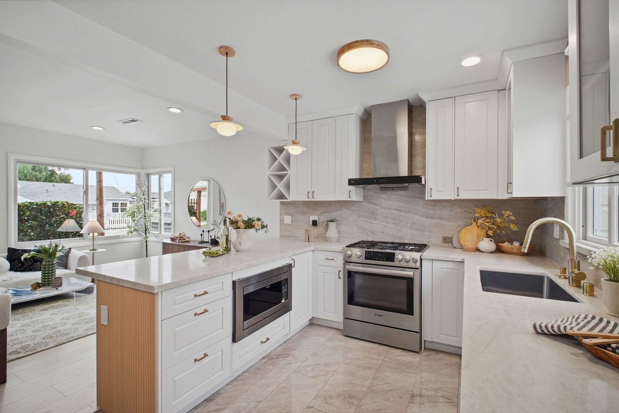 010_f8_14240 Rose Dr