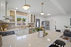 008_f8_14240 Rose Dr