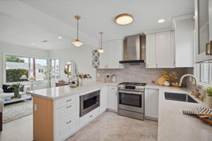 010_f8_14240 Rose Dr