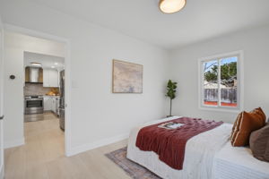 017_f8_14240 Rose Dr