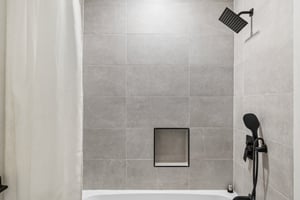 14241 N 54th St - 027.jpg