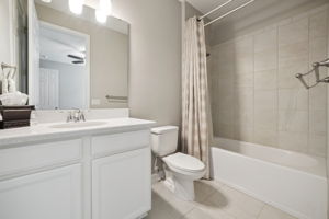  Photo 31