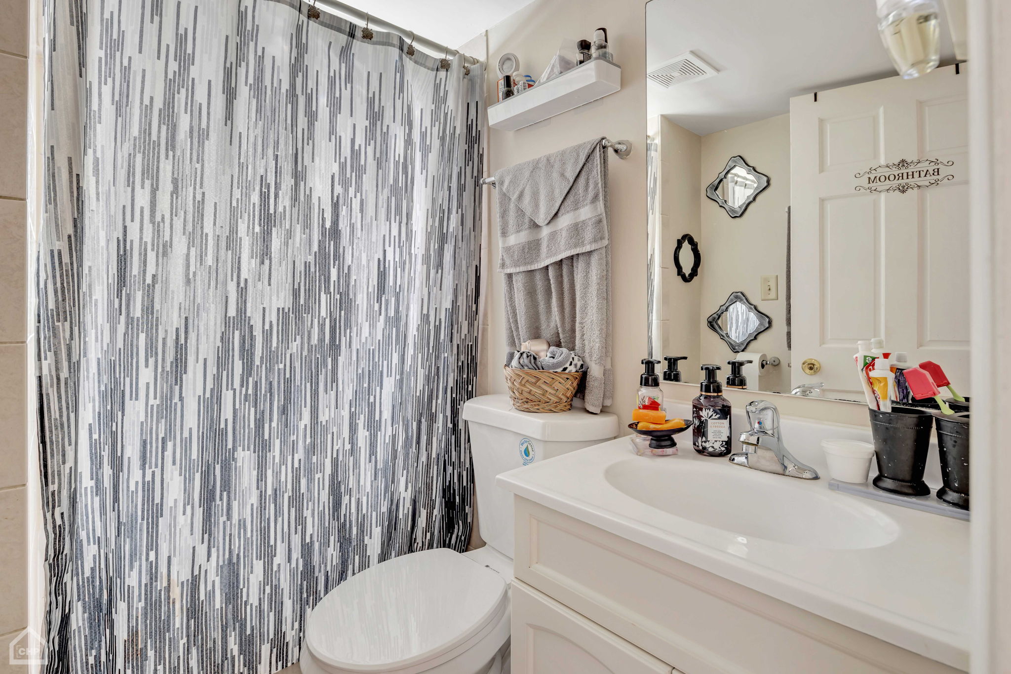 14245 Cottage Grove_014