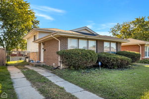 14245 Cottage Grove_002
