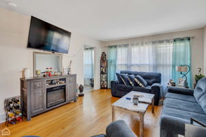 14245 Cottage Grove_008
