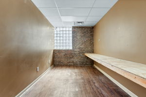  Photo 35