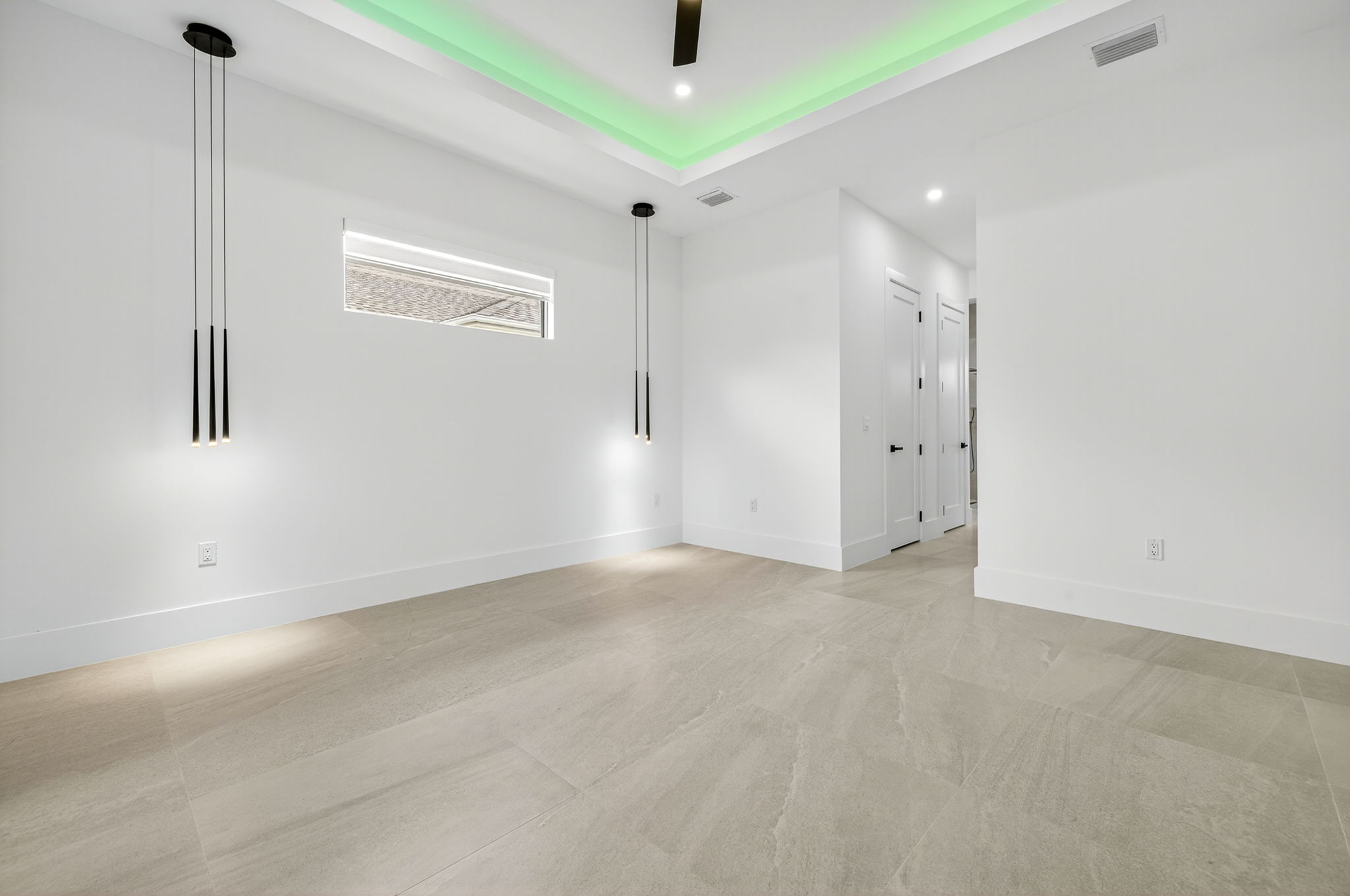 VIRTUAL STAGING 3 Primary Bedroom 1 of 4