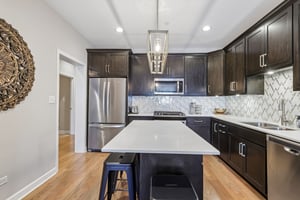 Lacey Dr-S0505-013.jpg