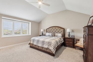 Lacey Dr-S0505-020.jpg