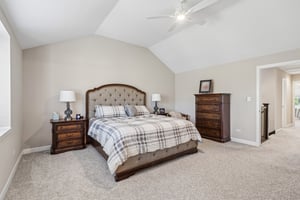 Lacey Dr-S0505-021.jpg