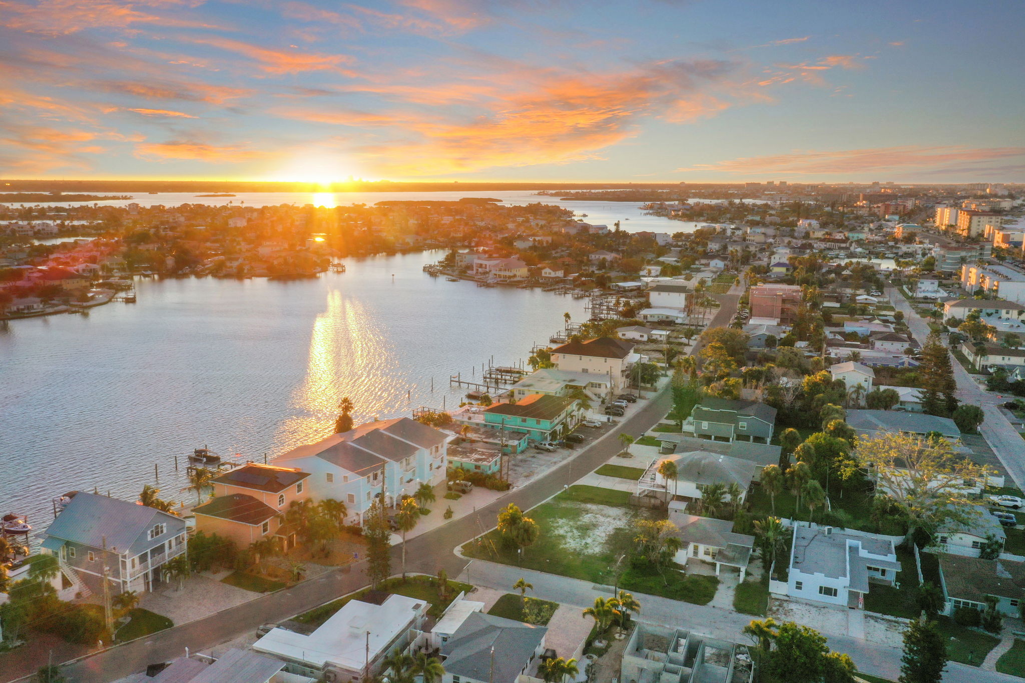 Front Drone Sunset - DJI_0981 (1)