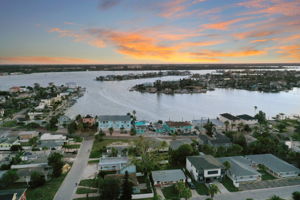 Front Drone Sunrise - DJI_0965 (1)