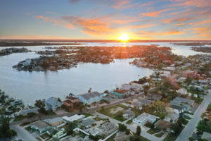Front Drone Sunrise - DJI_0969 (1)