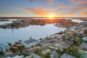 Front Drone Sunrise - DJI_0970 (1)