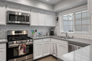 1426 California Avenue 1-15