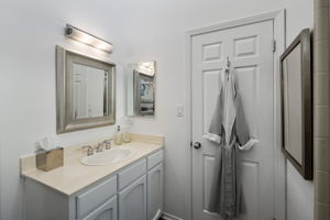 1426 California Avenue 1-37