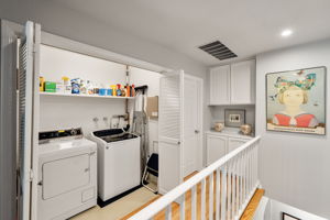 1426 California Avenue 1 warmed-24