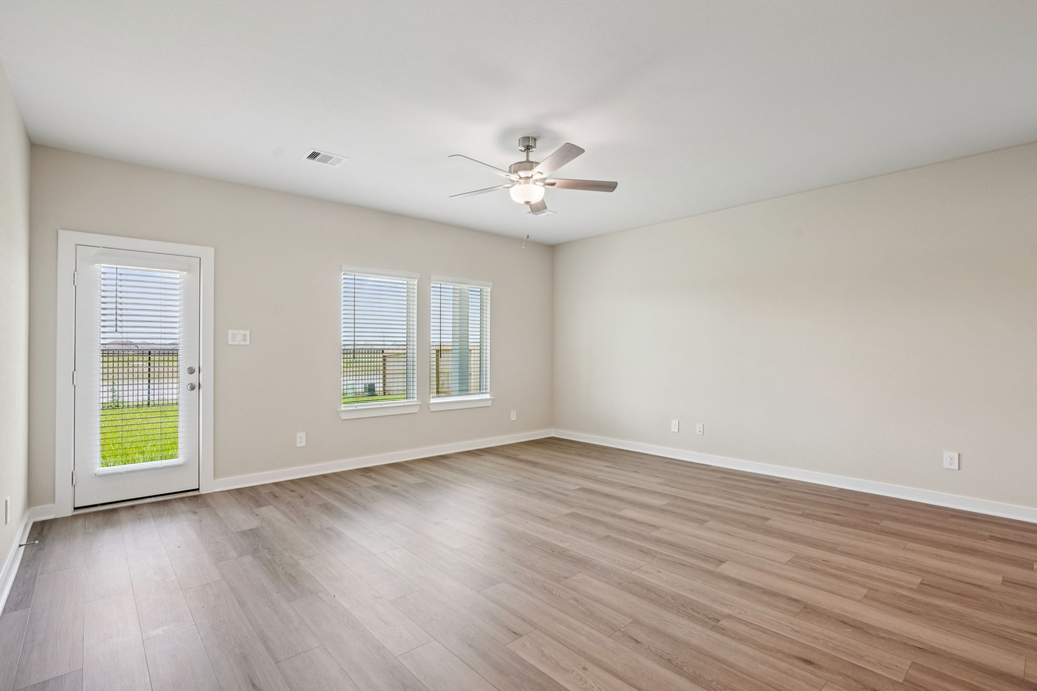 Houston - Glendale Lakes - 1426 Copeland Dr Rosharon TX 77583 - 008