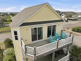 Upper Oceanside Deck