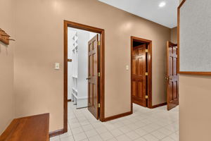 Photo 52