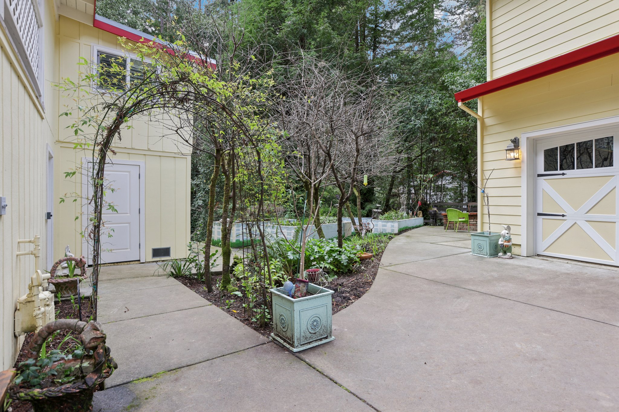 Laurel Rd-S2302-005.jpg