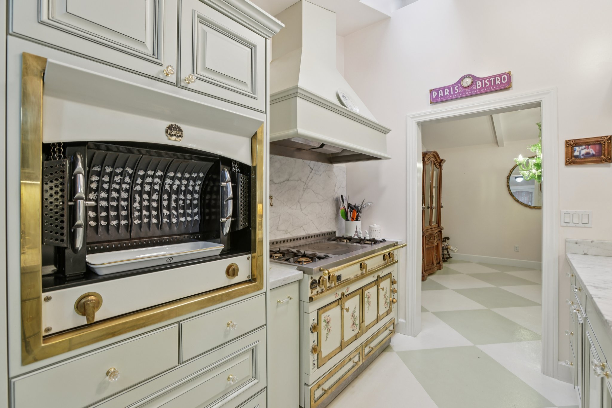 Laurel Rd-S2302-015.jpg