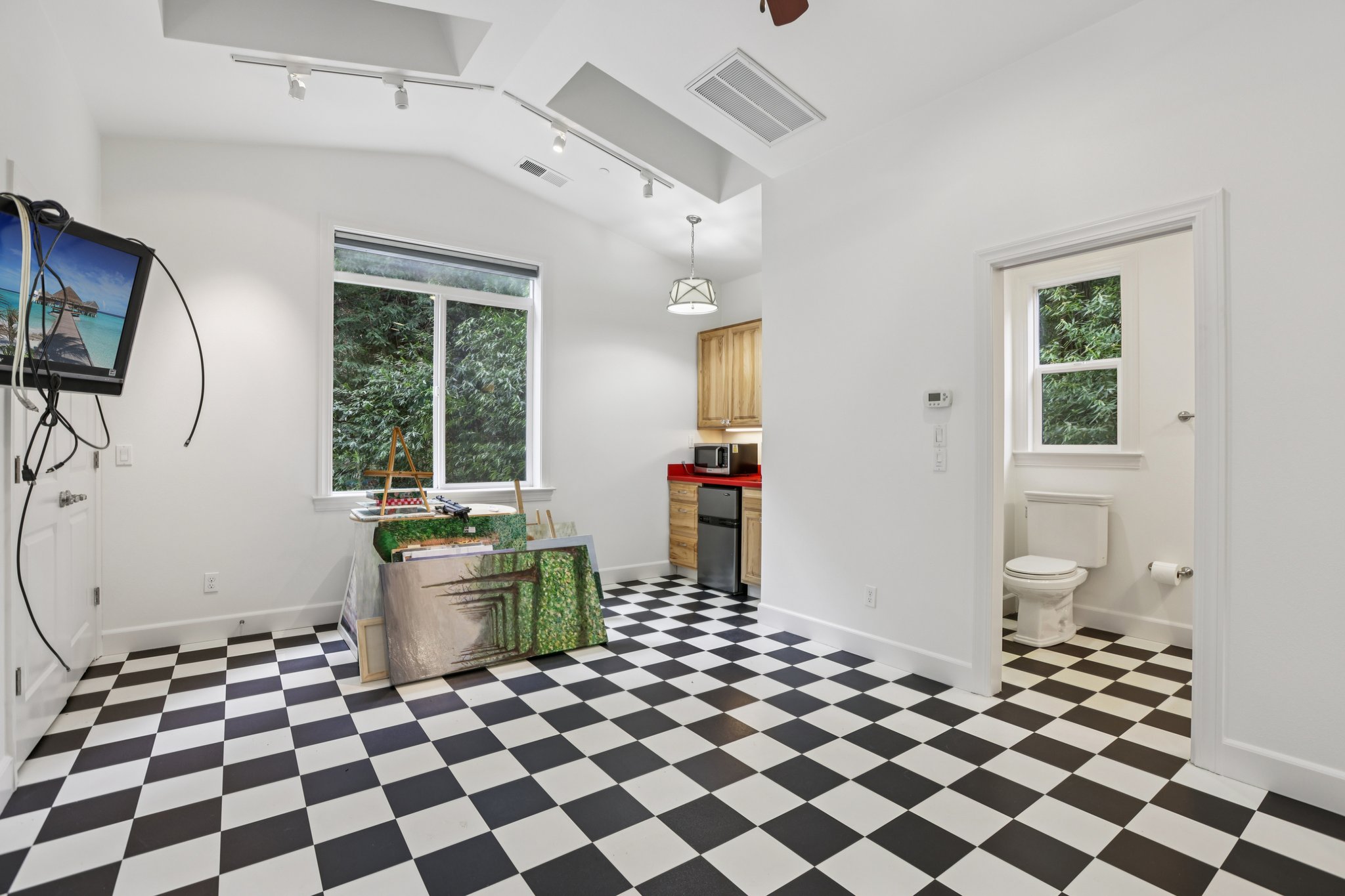 Laurel Rd-S2302-018.jpg