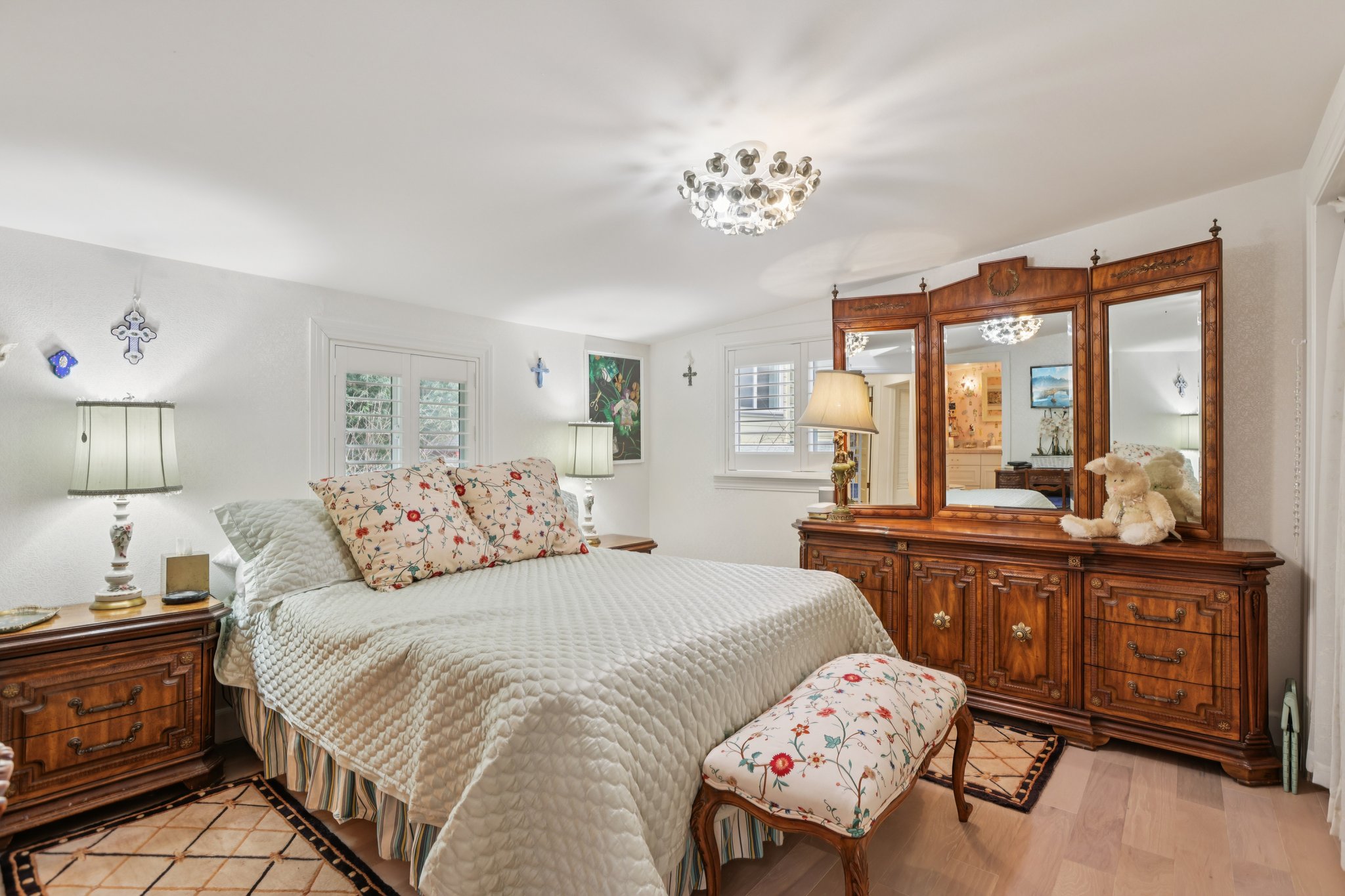 Laurel Rd-S2302-026.jpg