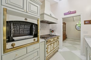 Laurel Rd-S2302-015.jpg