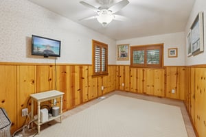 Laurel Rd-S2302-023.jpg