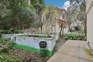 Laurel Rd-S2302-035.jpg