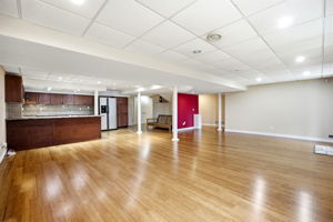  Photo 44