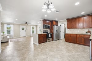 Bonnyview Dr-S2305-010.jpg