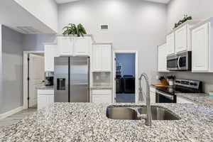 Florida St-S2503-011.jpg