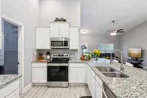 Florida St-S2503-012.jpg
