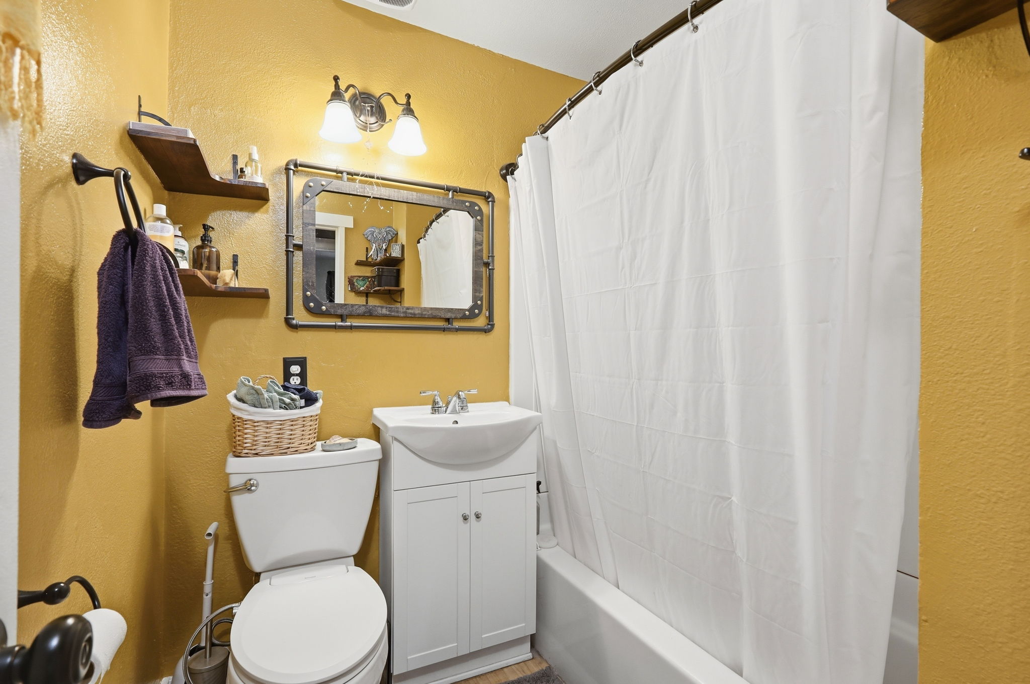  Photo 12
