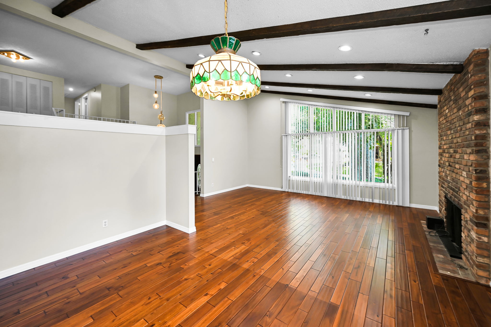 Dining Room3