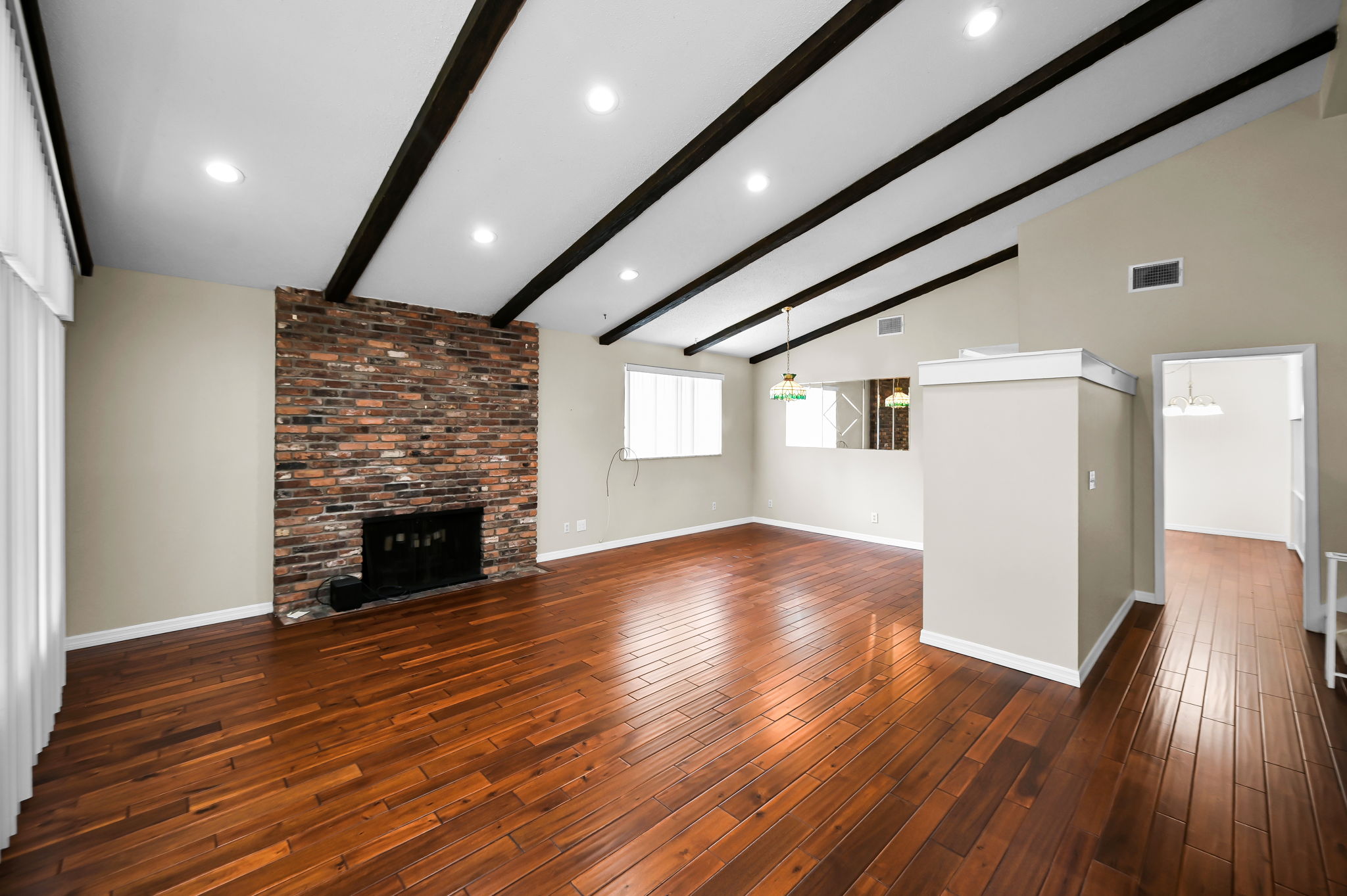 Living Room2