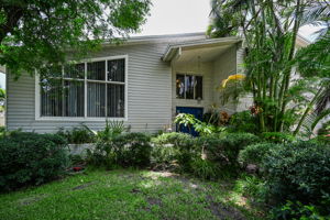 Front Exterior3