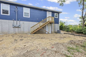  Photo 32