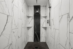  Photo 39