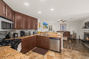 14280 Legacy Ln-40