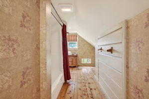  Photo 48