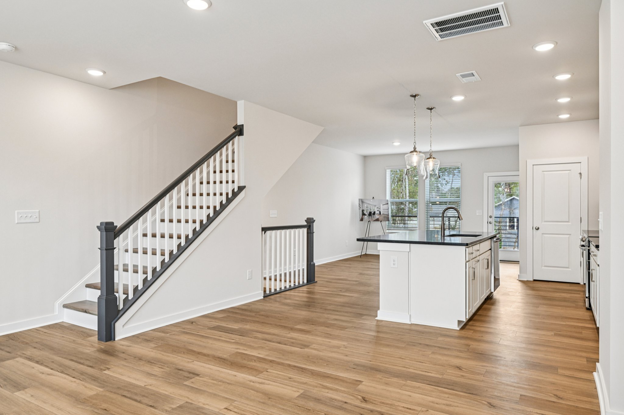 Lithium Ln-S0301-013.jpg