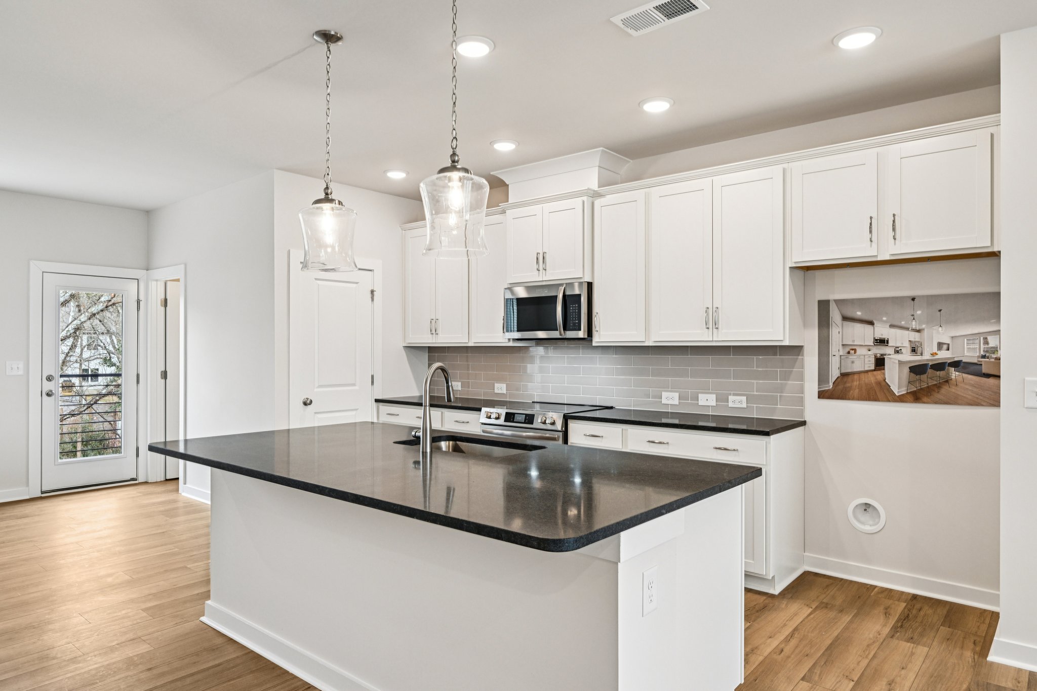 Lithium Ln-S0301-016.jpg