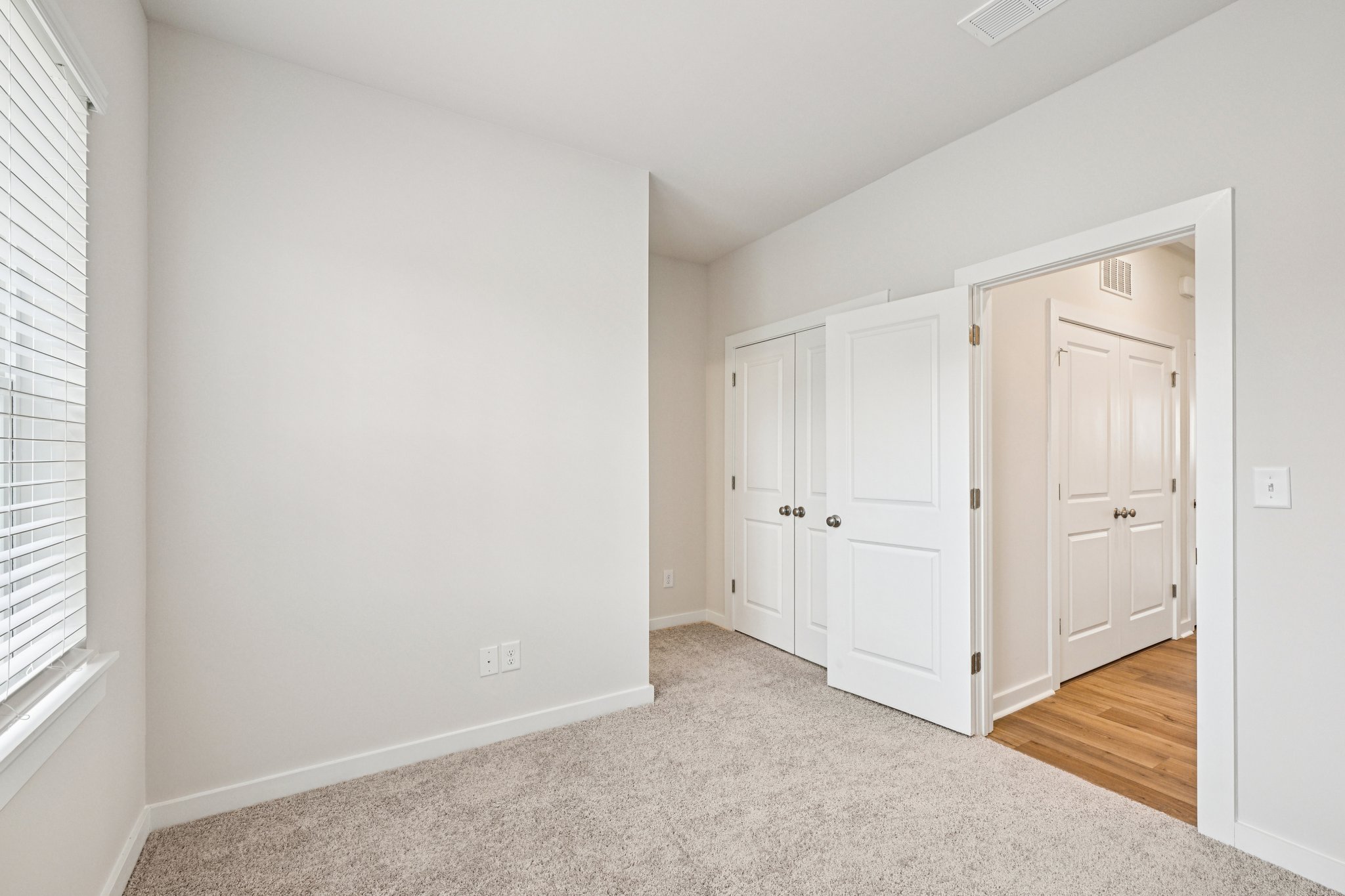 Lithium Ln-S0301-025.jpg