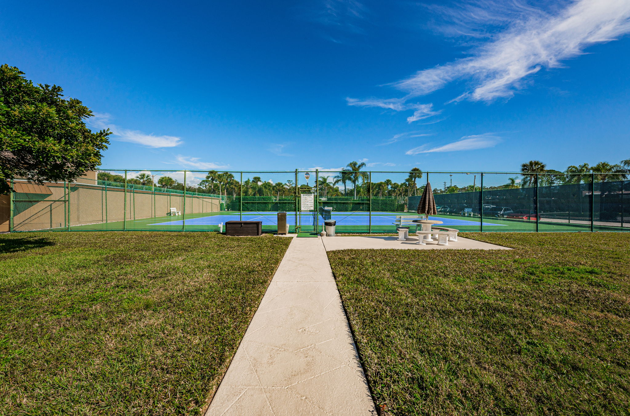 44-Tennis and Pickleball Courts