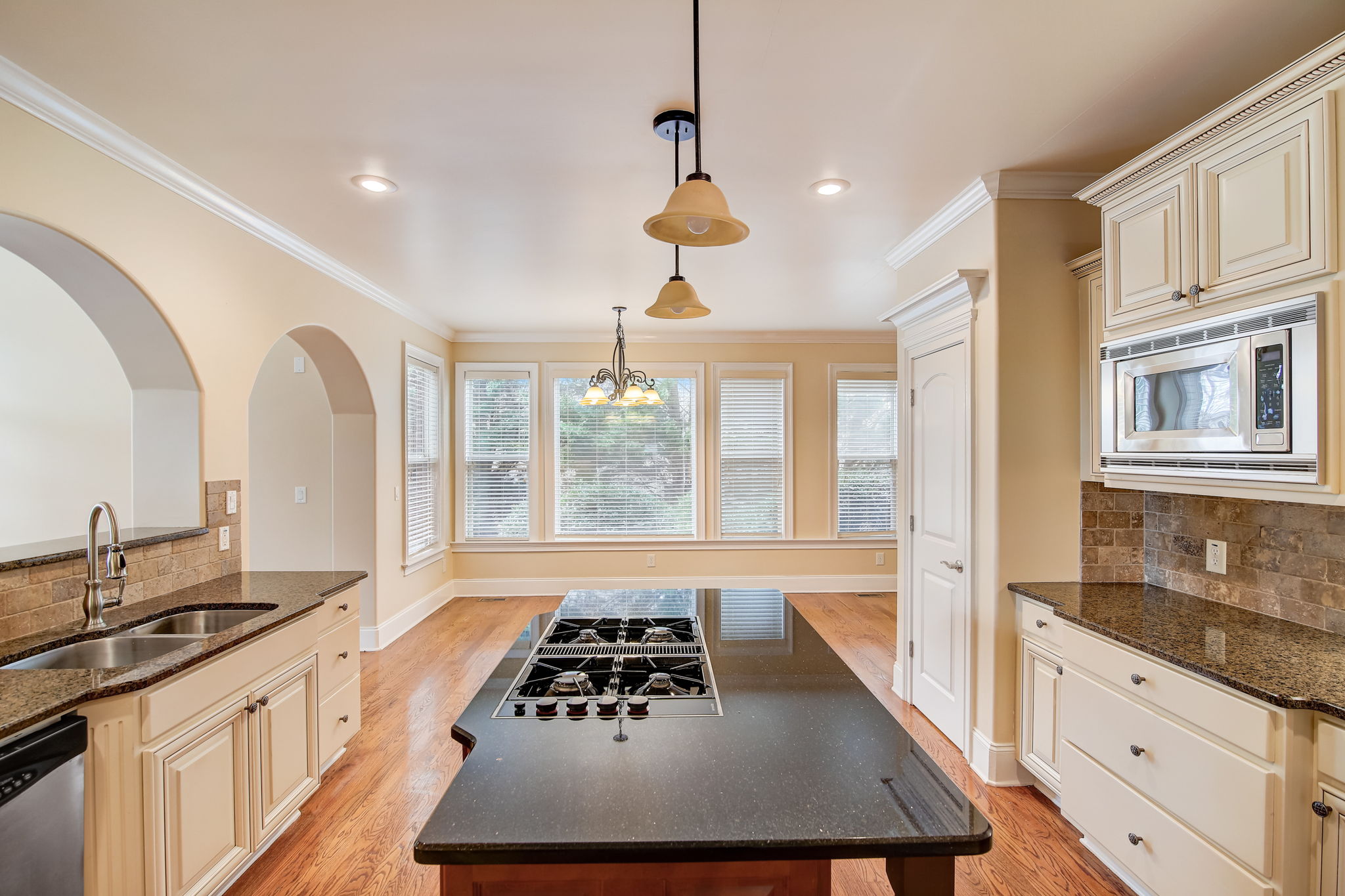 Crystal Lake Blvd-027