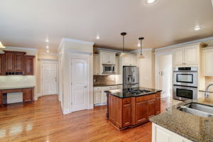 Crystal Lake Blvd-024